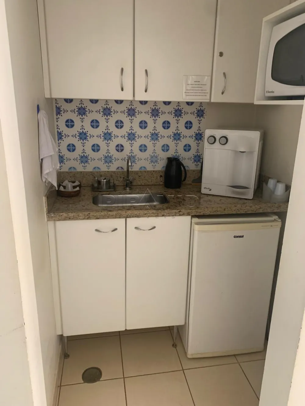 Alugar Comercial / Sala em Ribeir&atilde;o Preto R$ 1.200,00 - Foto 6