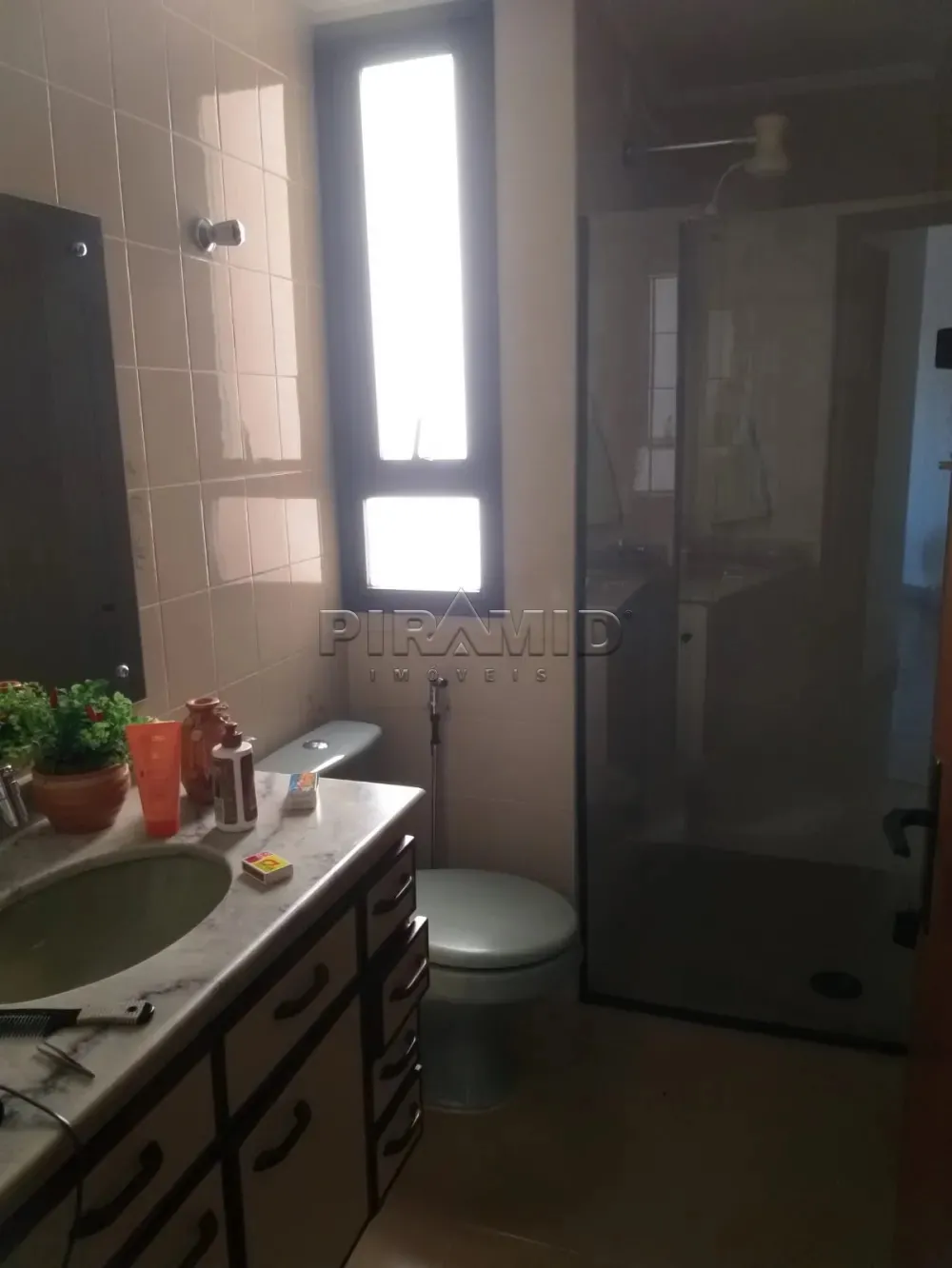 Alugar Apartamento / Padr&atilde;o em Ribeir&atilde;o Preto R$ 1.200,00 - Foto 8