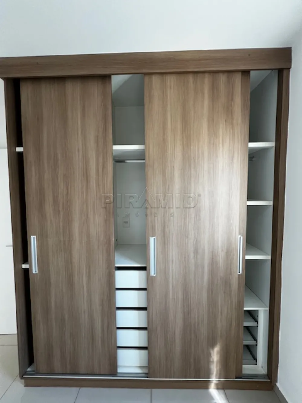 Alugar Apartamento / Padr&atilde;o em Ribeir&atilde;o Preto R$ 3.600,00 - Foto 13