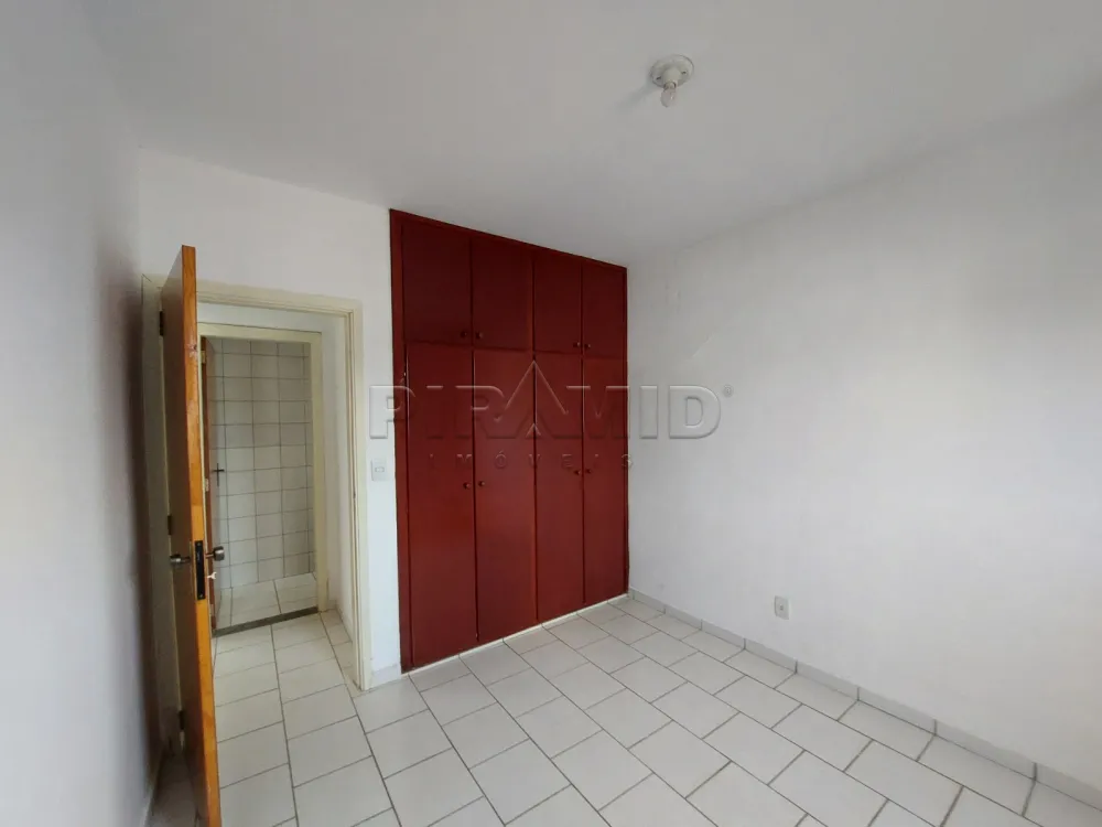 Alugar Apartamento / Padr&atilde;o em Ribeir&atilde;o Preto R$ 990,00 - Foto 2