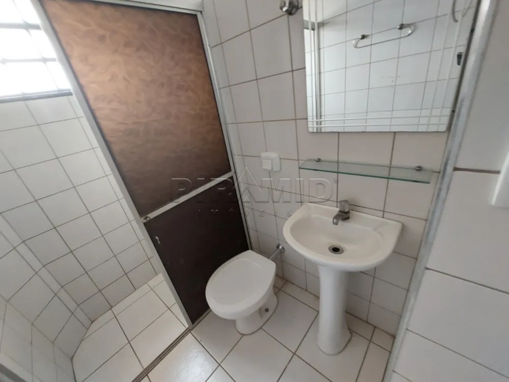 Alugar Apartamento / Padr&atilde;o em Ribeir&atilde;o Preto R$ 990,00 - Foto 5