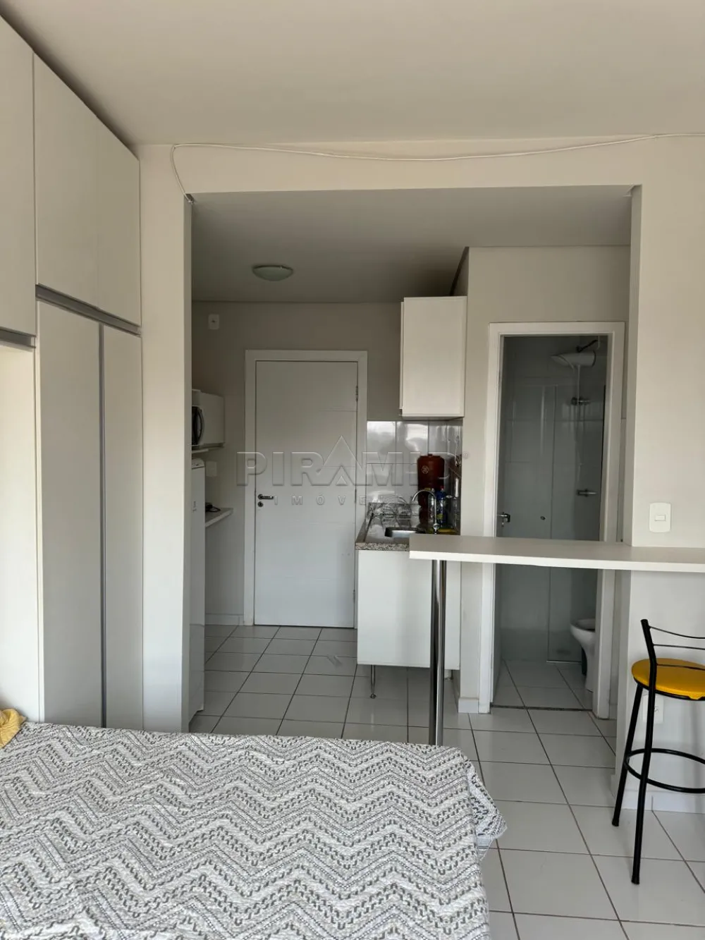 Alugar Apartamento / Padr&atilde;o em Ribeir&atilde;o Preto R$ 1.500,00 - Foto 6