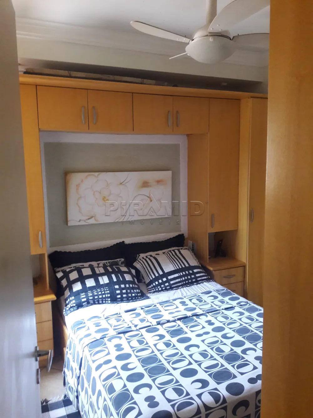 Alugar Apartamento / Padr&atilde;o em Ribeir&atilde;o Preto R$ 1.200,00 - Foto 8