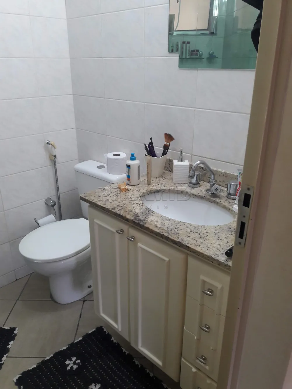 Alugar Apartamento / Padr&atilde;o em Ribeir&atilde;o Preto R$ 1.200,00 - Foto 15