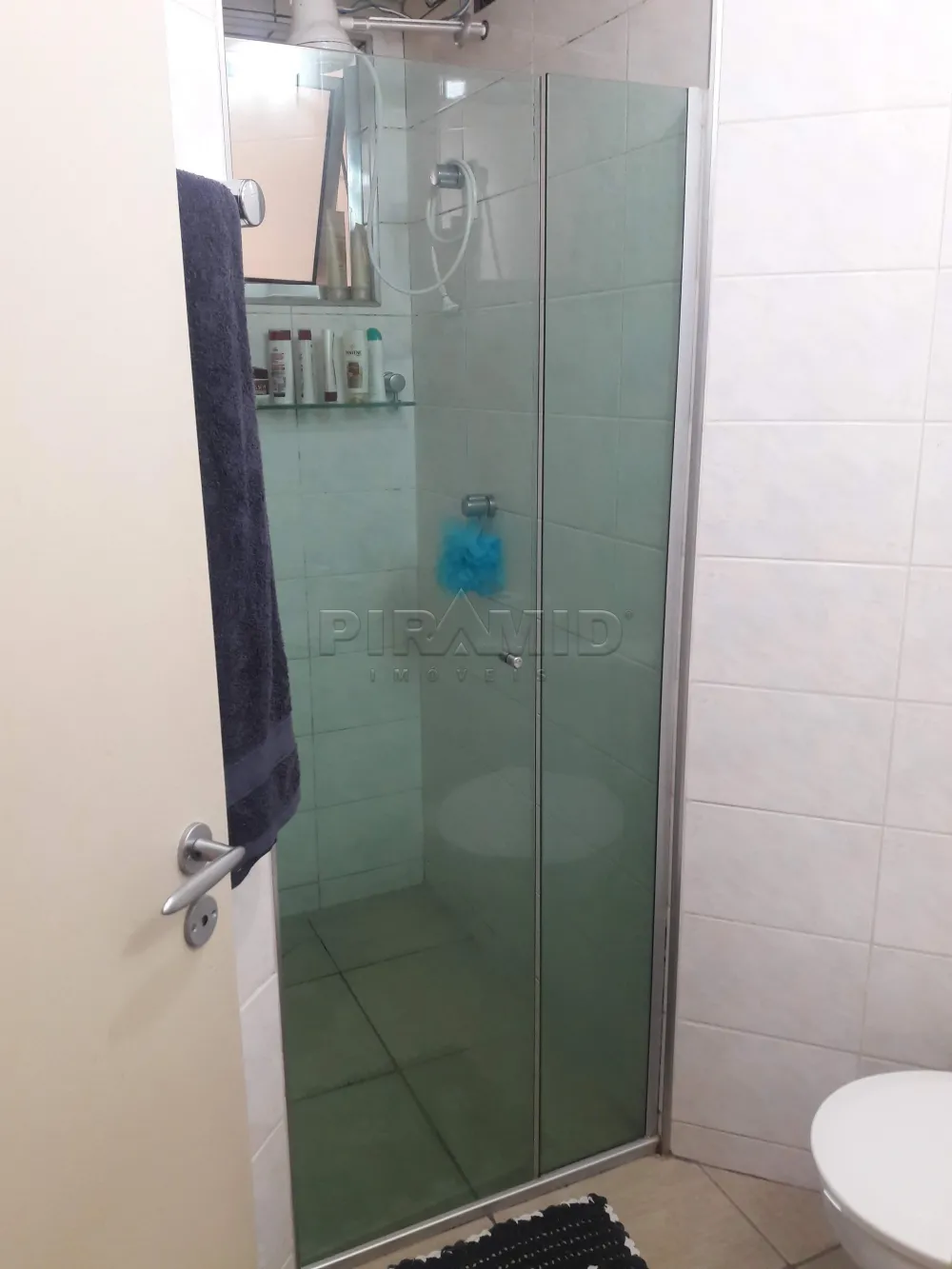 Alugar Apartamento / Padr&atilde;o em Ribeir&atilde;o Preto R$ 1.200,00 - Foto 16