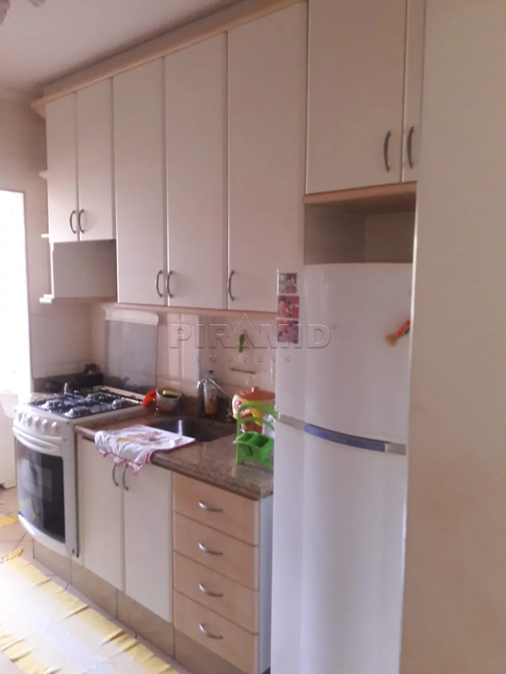 Alugar Apartamento / Padr&atilde;o em Ribeir&atilde;o Preto R$ 1.200,00 - Foto 18