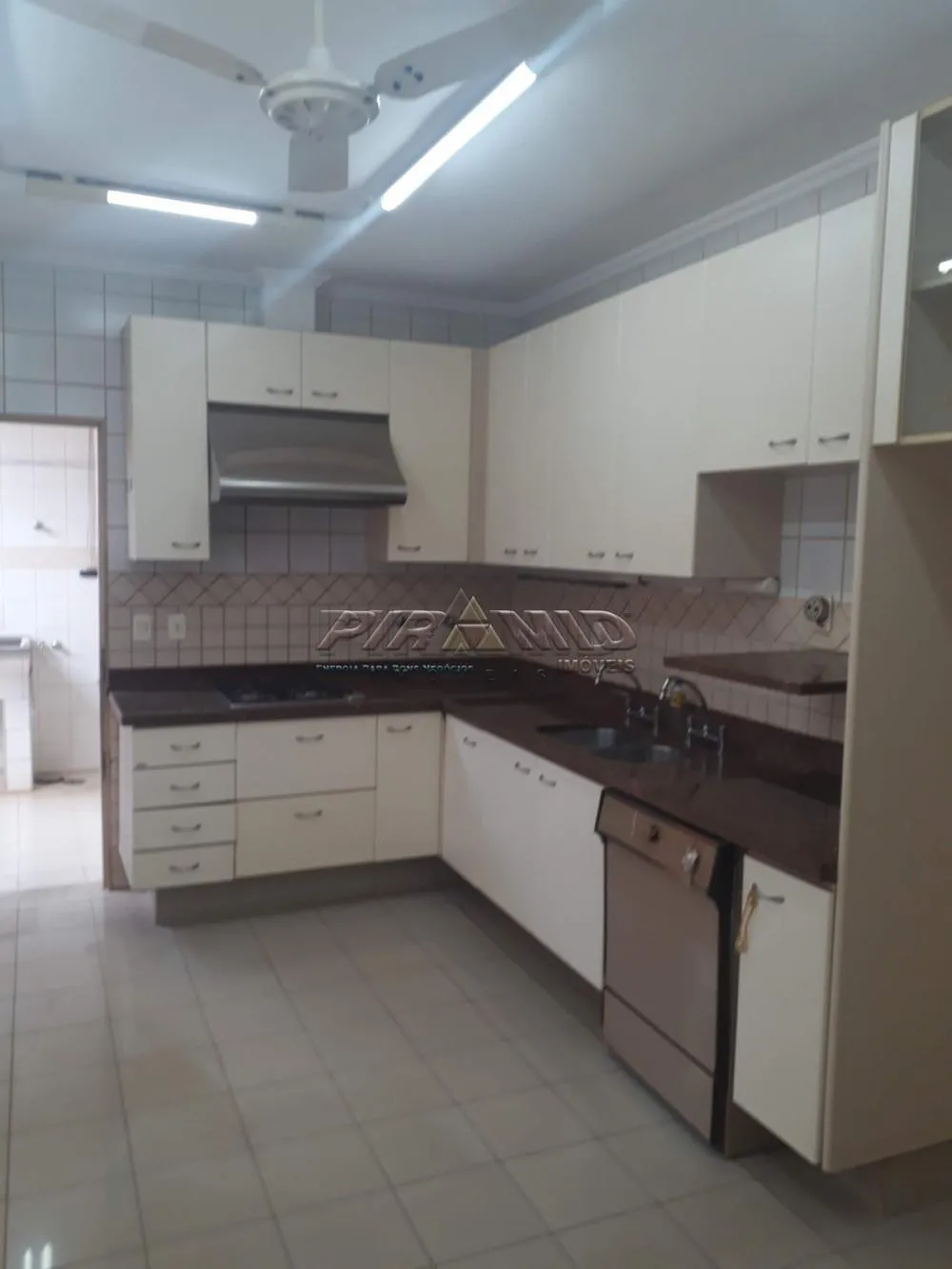 Alugar Casa / Padr&atilde;o em Ribeir&atilde;o Preto R$ 5.000,00 - Foto 21