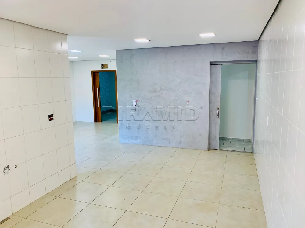 Alugar Comercial / Casa em Ribeir&atilde;o Preto R$ 5.000,00 - Foto 9