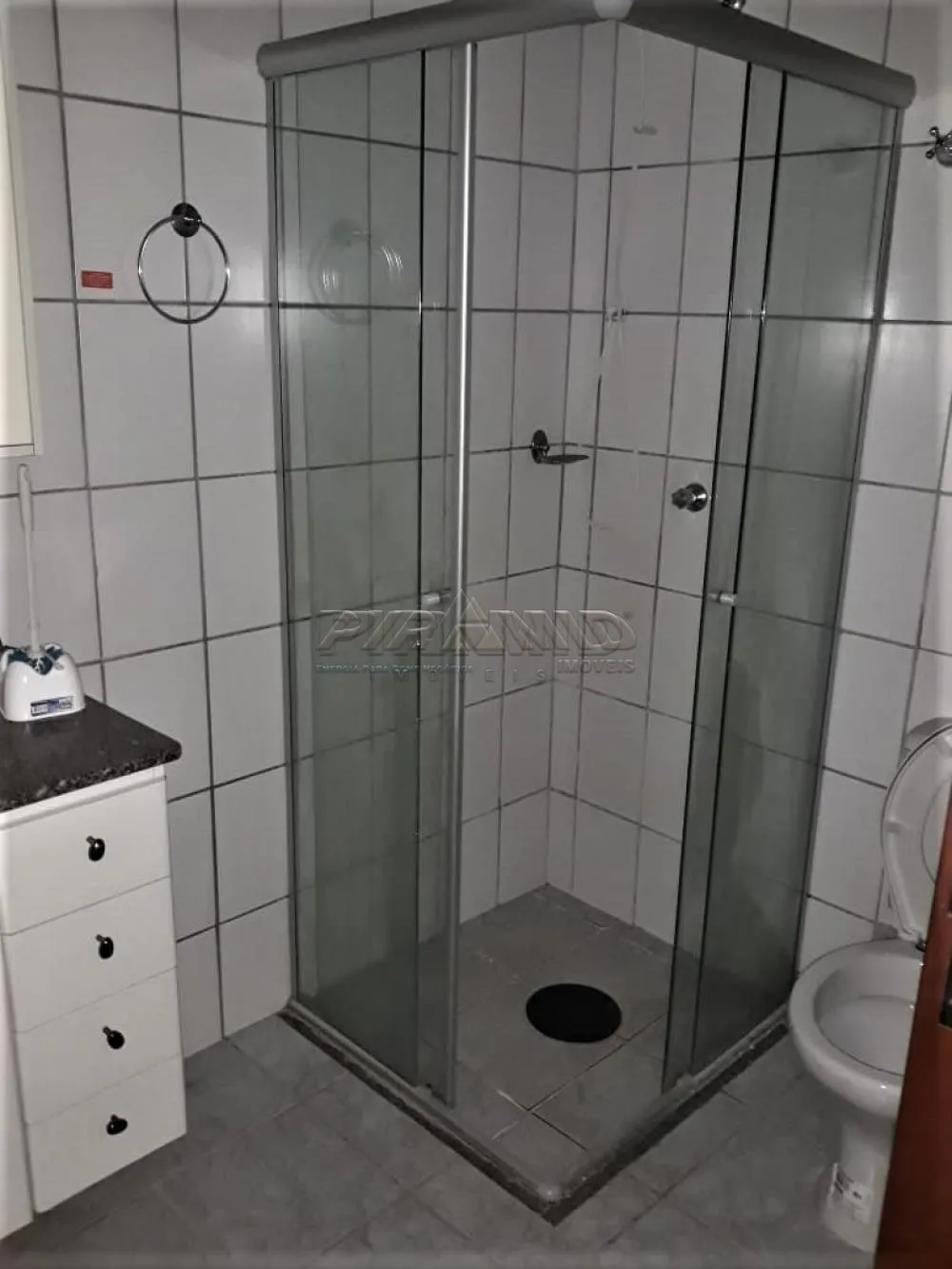 Alugar Apartamento / Padr&atilde;o em Ribeir&atilde;o Preto R$ 1.100,00 - Foto 9