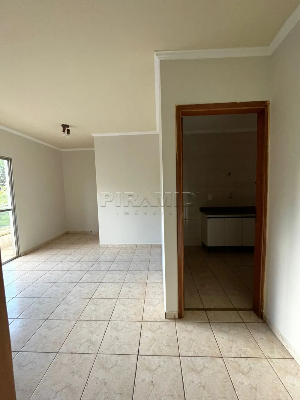 Alugar Apartamento / Padr&atilde;o em Ribeir&atilde;o Preto R$ 1.800,00 - Foto 4