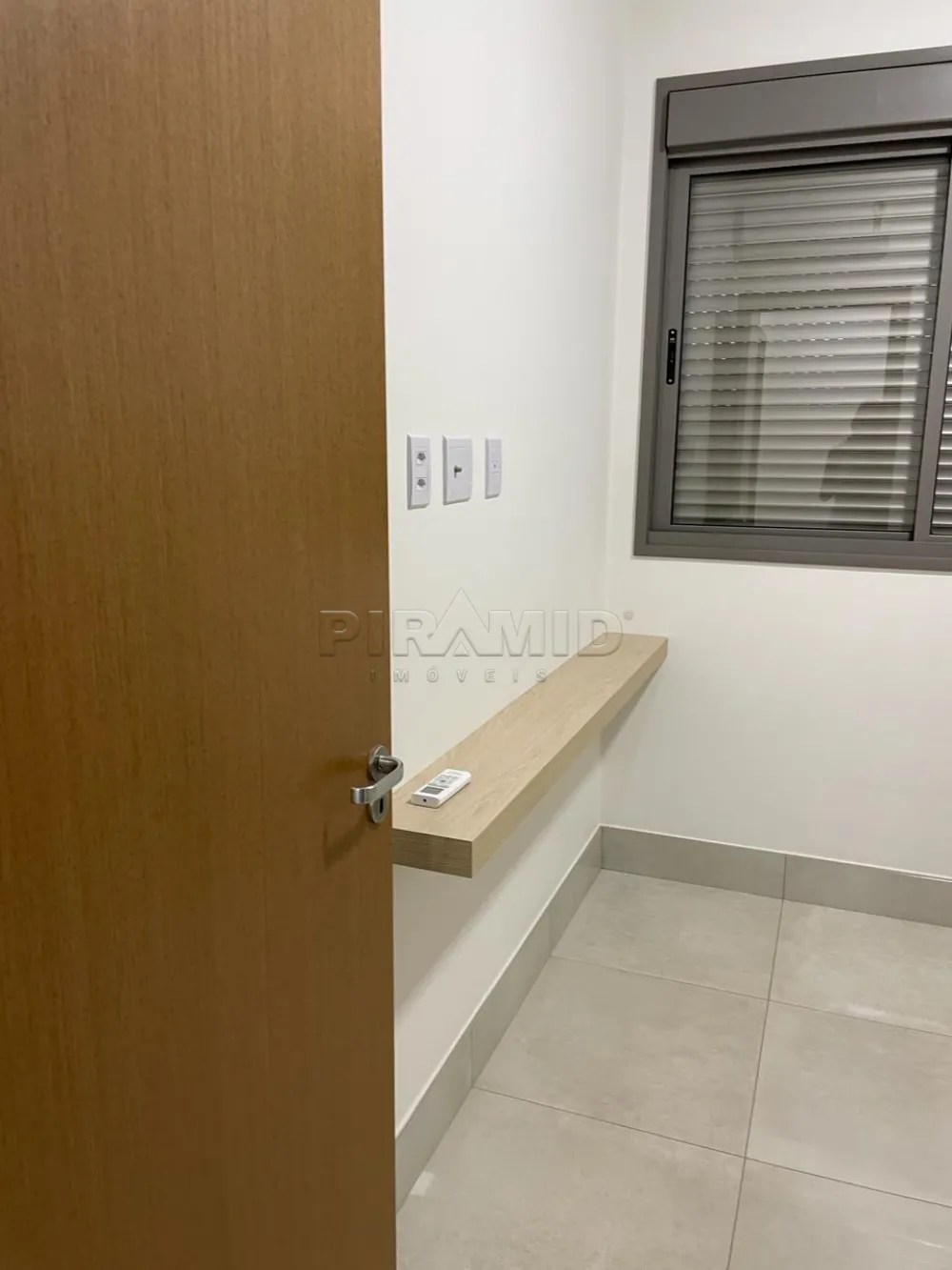 Alugar Apartamento / Padr&atilde;o em Ribeir&atilde;o Preto R$ 6.300,00 - Foto 9