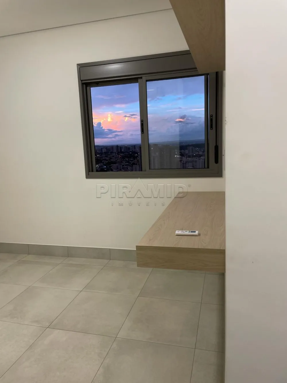 Alugar Apartamento / Padr&atilde;o em Ribeir&atilde;o Preto R$ 6.300,00 - Foto 11