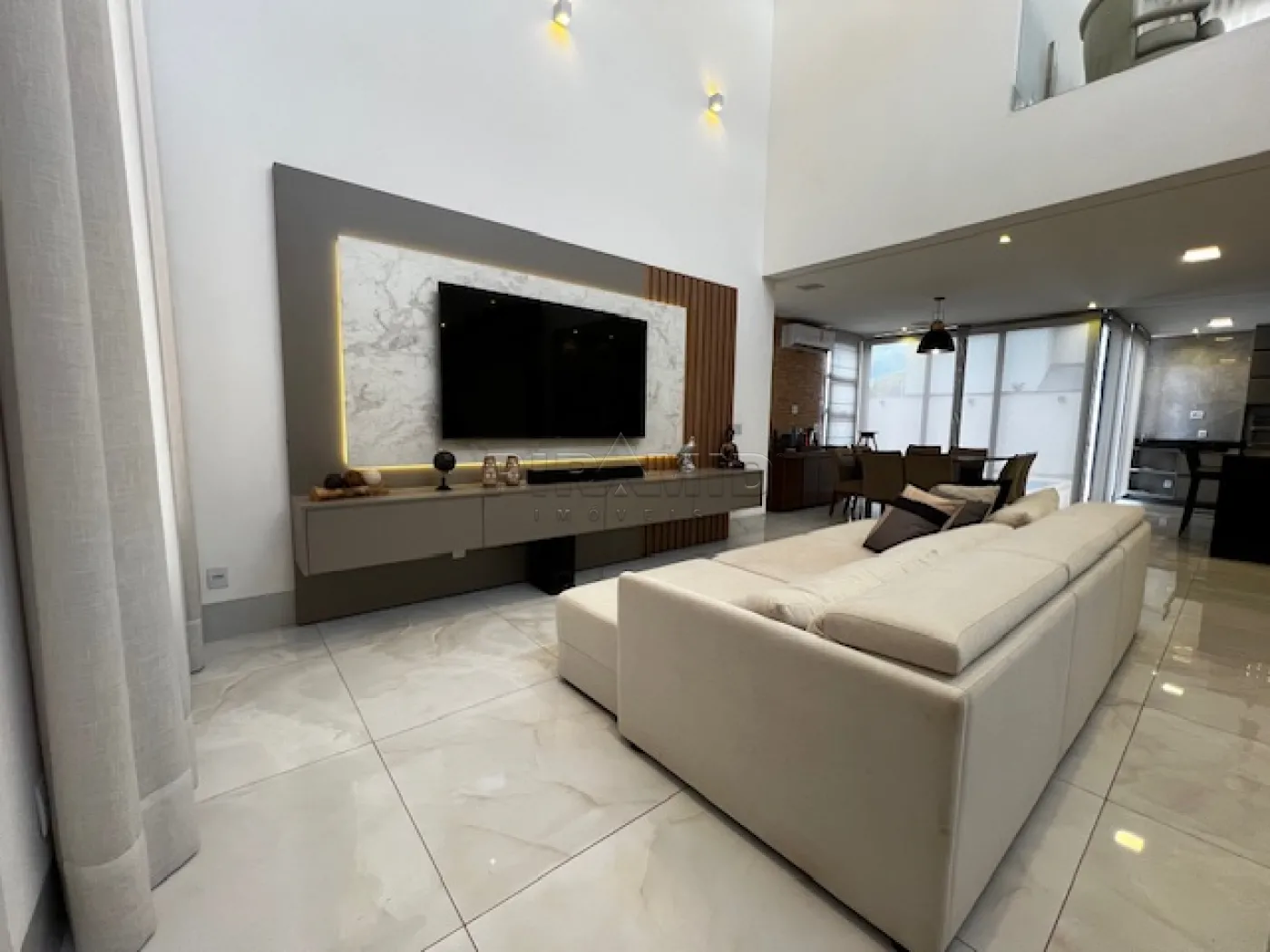 Alugar Casa / Condom&iacute;nio em Ribeir&atilde;o Preto R$ 11.800,00 - Foto 2