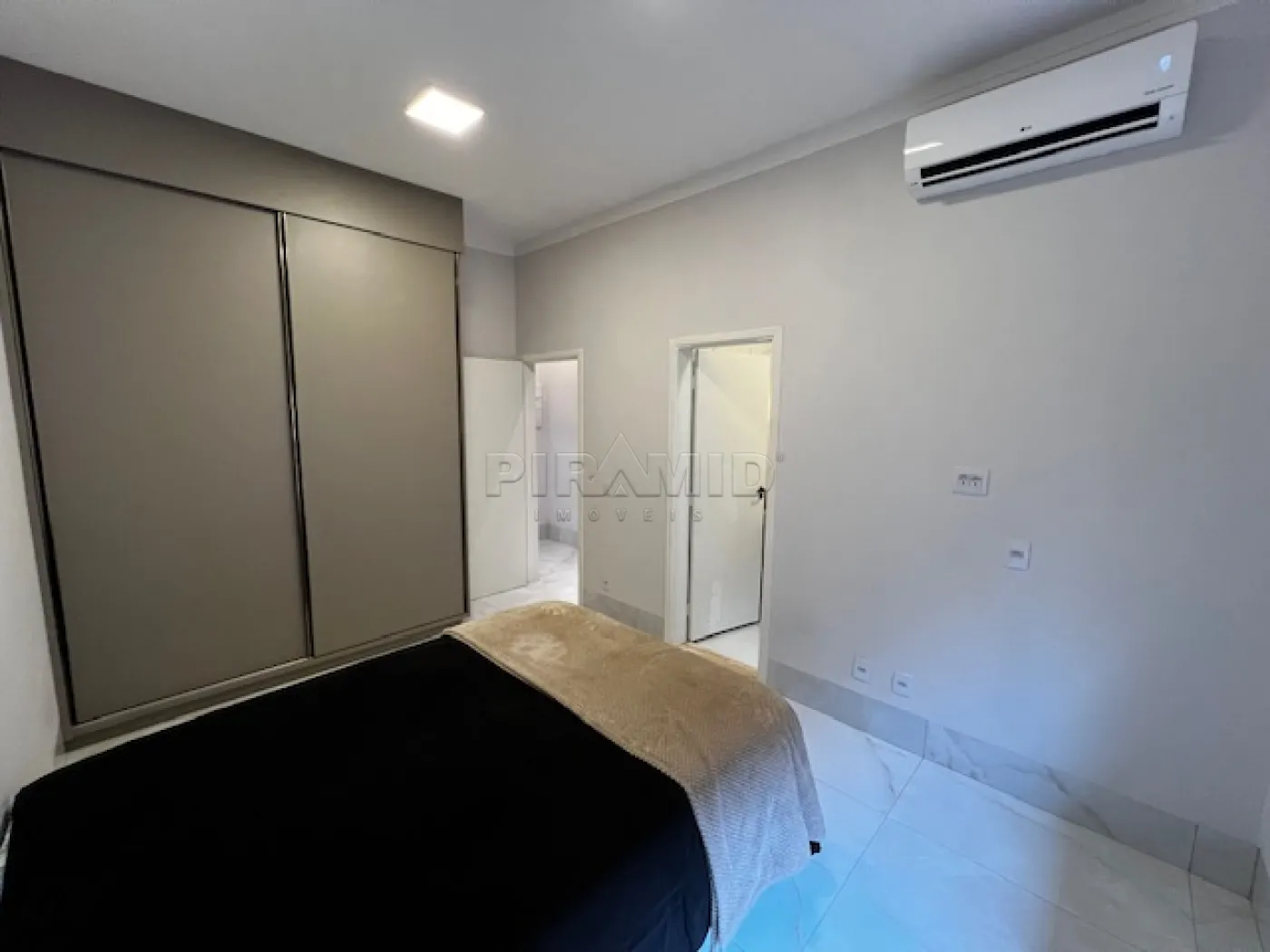 Alugar Casa / Condom&iacute;nio em Ribeir&atilde;o Preto R$ 11.800,00 - Foto 18