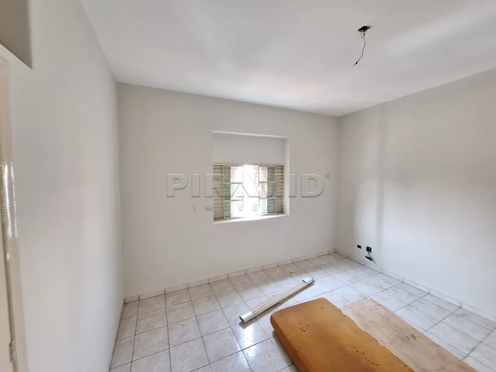 Alugar Casa / Padr&atilde;o em Ribeir&atilde;o Preto R$ 2.200,00 - Foto 3