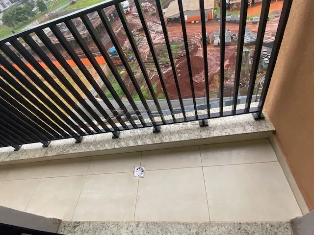 Alugar Apartamento / Padr&atilde;o em Ribeir&atilde;o Preto R$ 2.100,00 - Foto 3