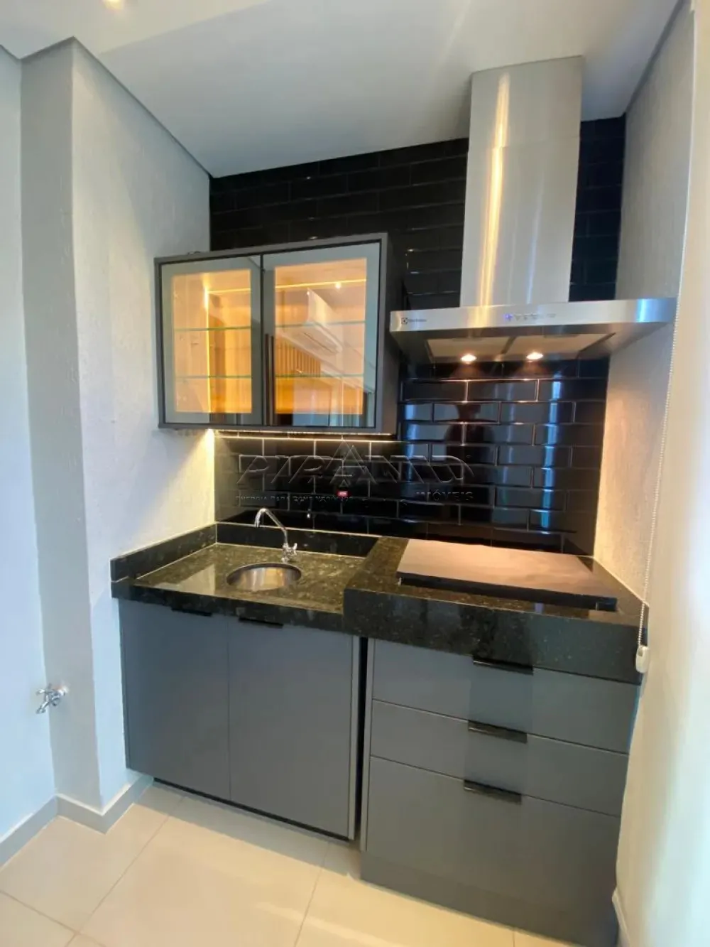 Alugar Apartamento / Padr&atilde;o em Ribeir&atilde;o Preto R$ 4.200,00 - Foto 8