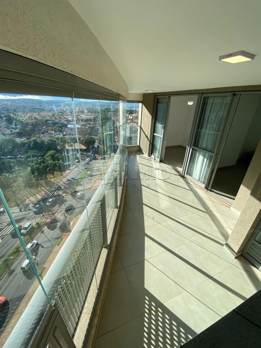 Alugar Apartamento / Padr&atilde;o em Ribeir&atilde;o Preto R$ 2.000,00 - Foto 5