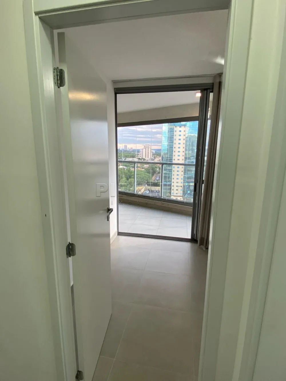 Alugar Apartamento / Padr&atilde;o em Ribeir&atilde;o Preto R$ 2.000,00 - Foto 7