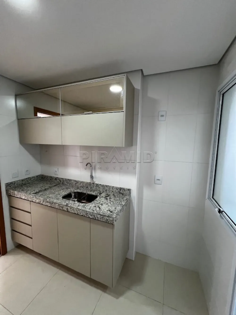 Alugar Apartamento / Padr&atilde;o em Ribeir&atilde;o Preto R$ 2.500,00 - Foto 13