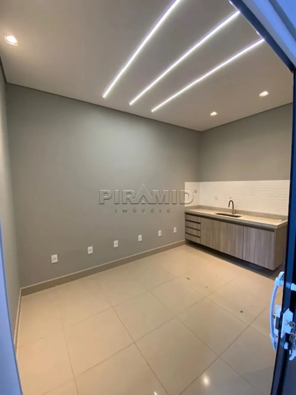 Alugar Comercial / Sal&atilde;o em Ribeir&atilde;o Preto R$ 2.900,00 - Foto 7