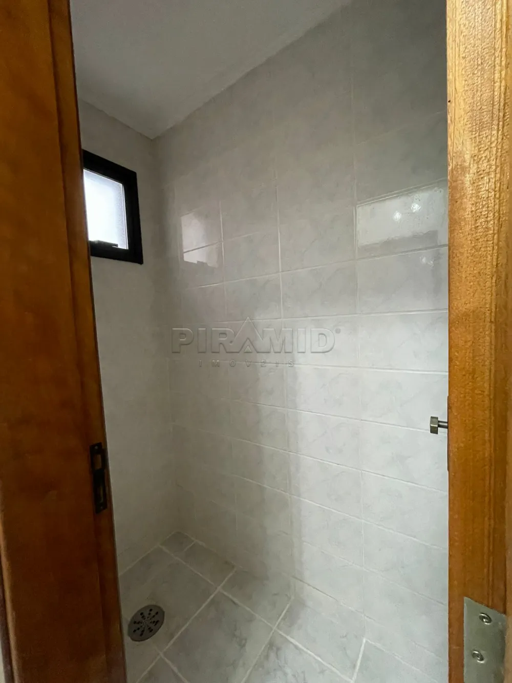 Alugar Apartamento / Padr&atilde;o em Ribeir&atilde;o Preto R$ 1.650,00 - Foto 6