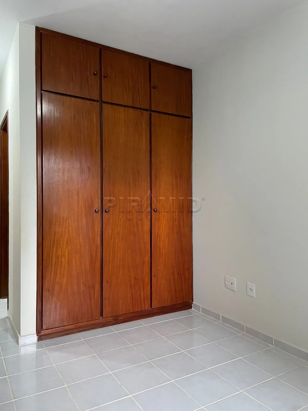 Alugar Apartamento / Padr&atilde;o em Ribeir&atilde;o Preto R$ 1.650,00 - Foto 11