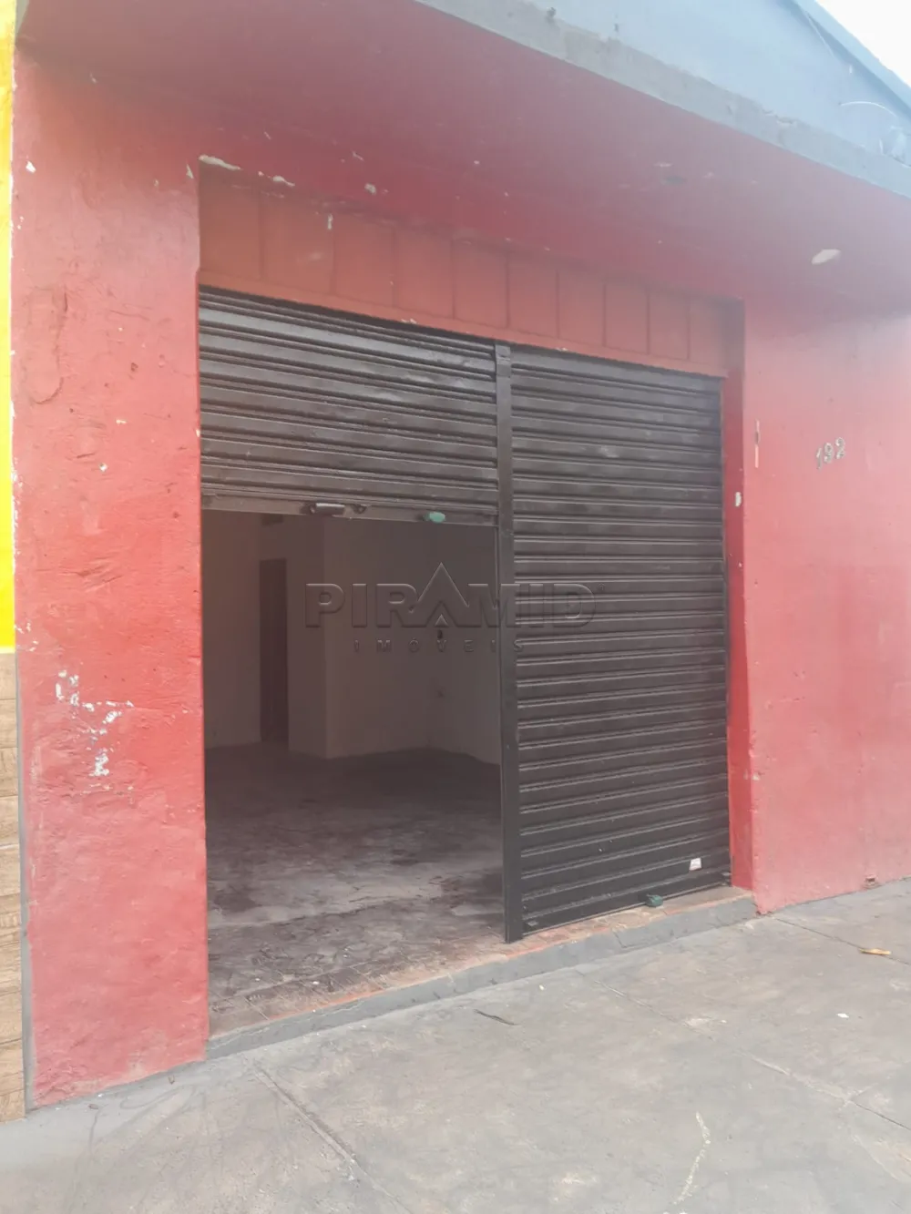 Alugar Comercial / Sal&atilde;o em Ribeir&atilde;o Preto R$ 1.500,00 - Foto 1