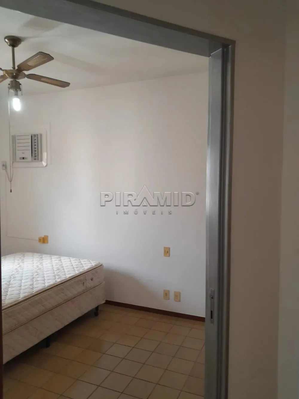 Alugar Apartamento / Padr&atilde;o em Ribeir&atilde;o Preto R$ 1.750,00 - Foto 7