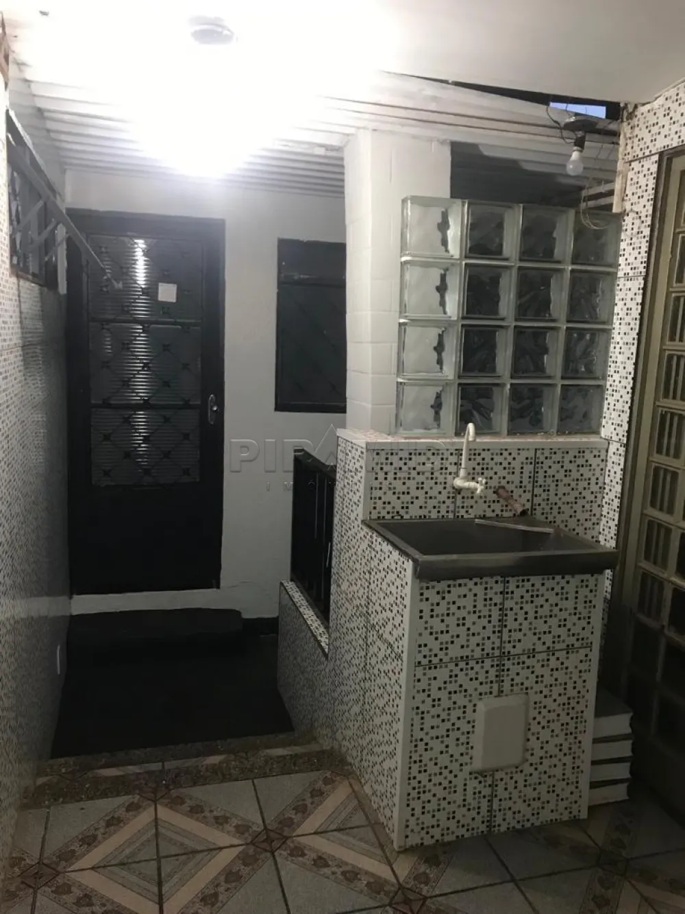 Comprar Casa / Padr&atilde;o em Ribeir&atilde;o Preto R$ 350.000,00 - Foto 15