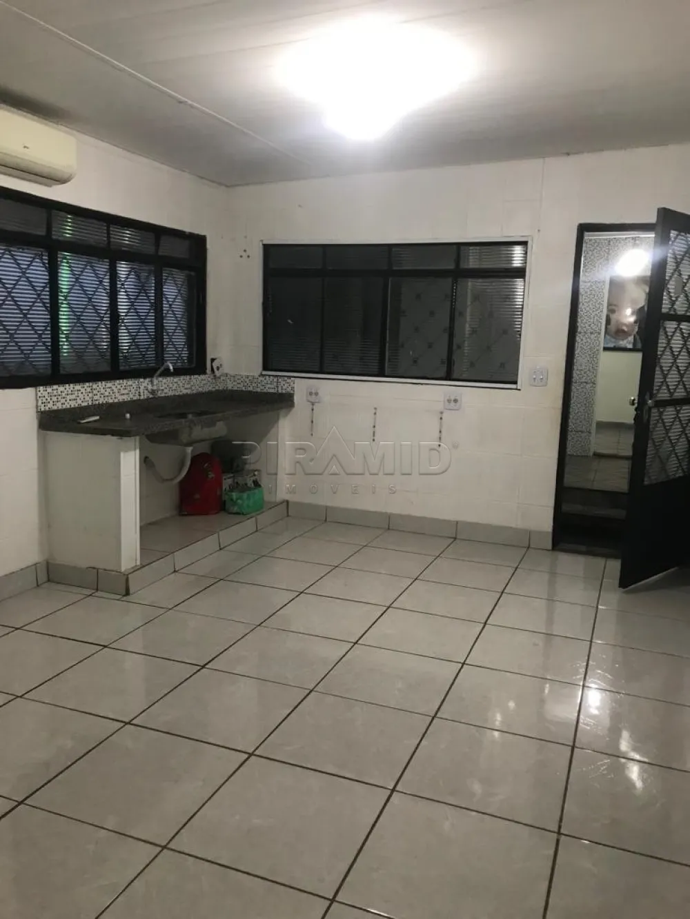 Comprar Casa / Padr&atilde;o em Ribeir&atilde;o Preto R$ 350.000,00 - Foto 19
