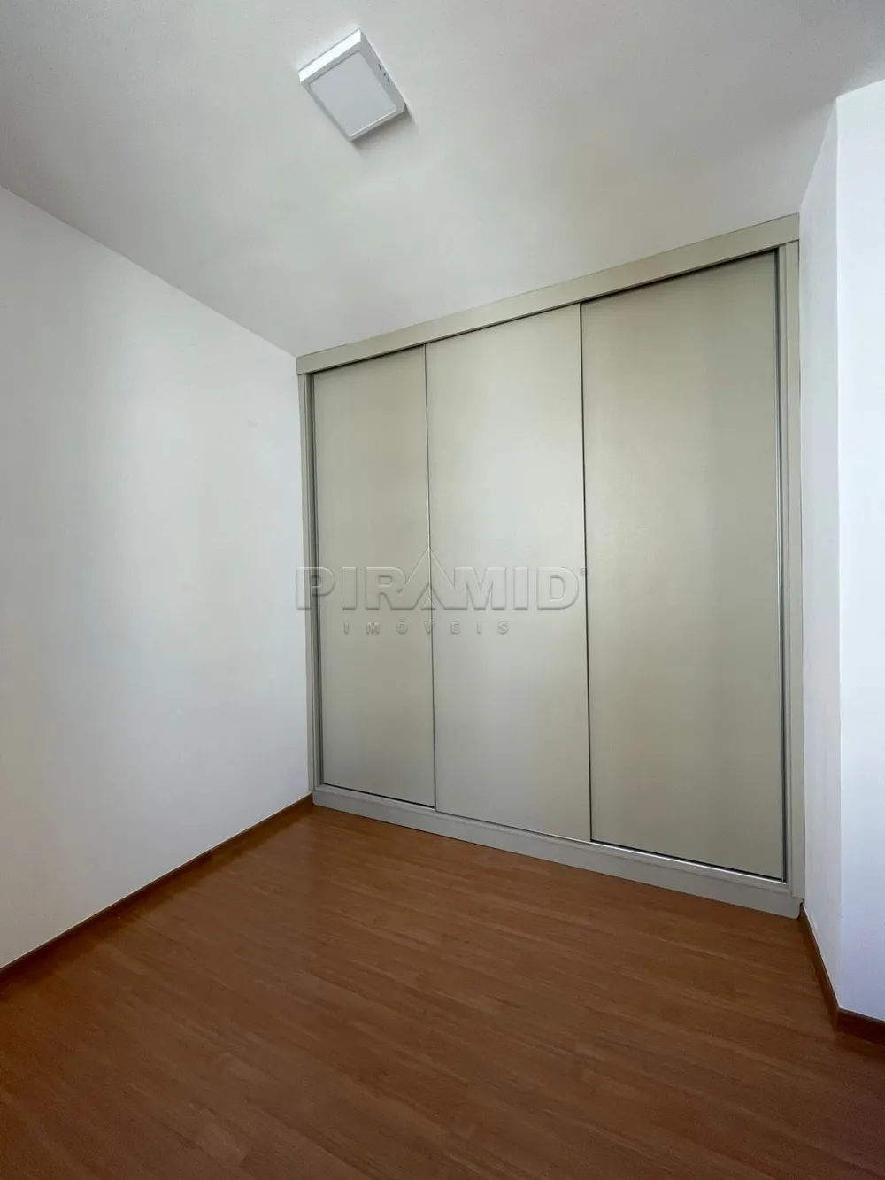 Alugar Apartamento / Padr&atilde;o em Ribeir&atilde;o Preto R$ 1.600,00 - Foto 7
