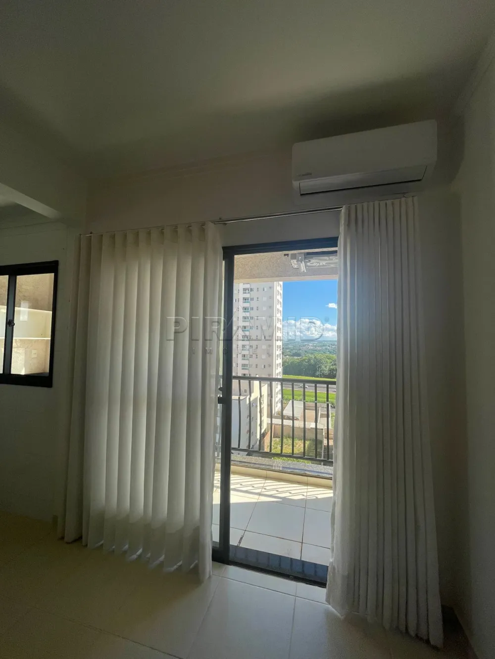 Alugar Apartamento / Padr&atilde;o em Ribeir&atilde;o Preto R$ 2.000,00 - Foto 2