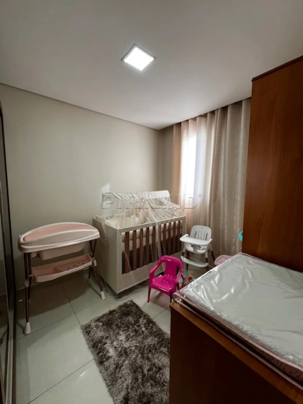 Alugar Apartamento / Padr&atilde;o em Ribeir&atilde;o Preto R$ 1.570,00 - Foto 5