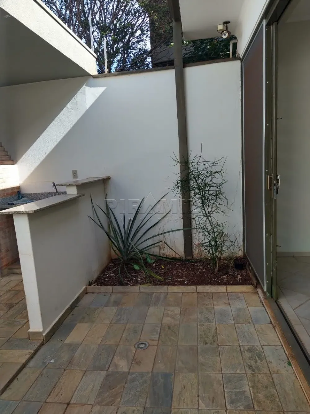 Comprar Casa / Padr&atilde;o em Ribeir&atilde;o Preto R$ 850.000,00 - Foto 24