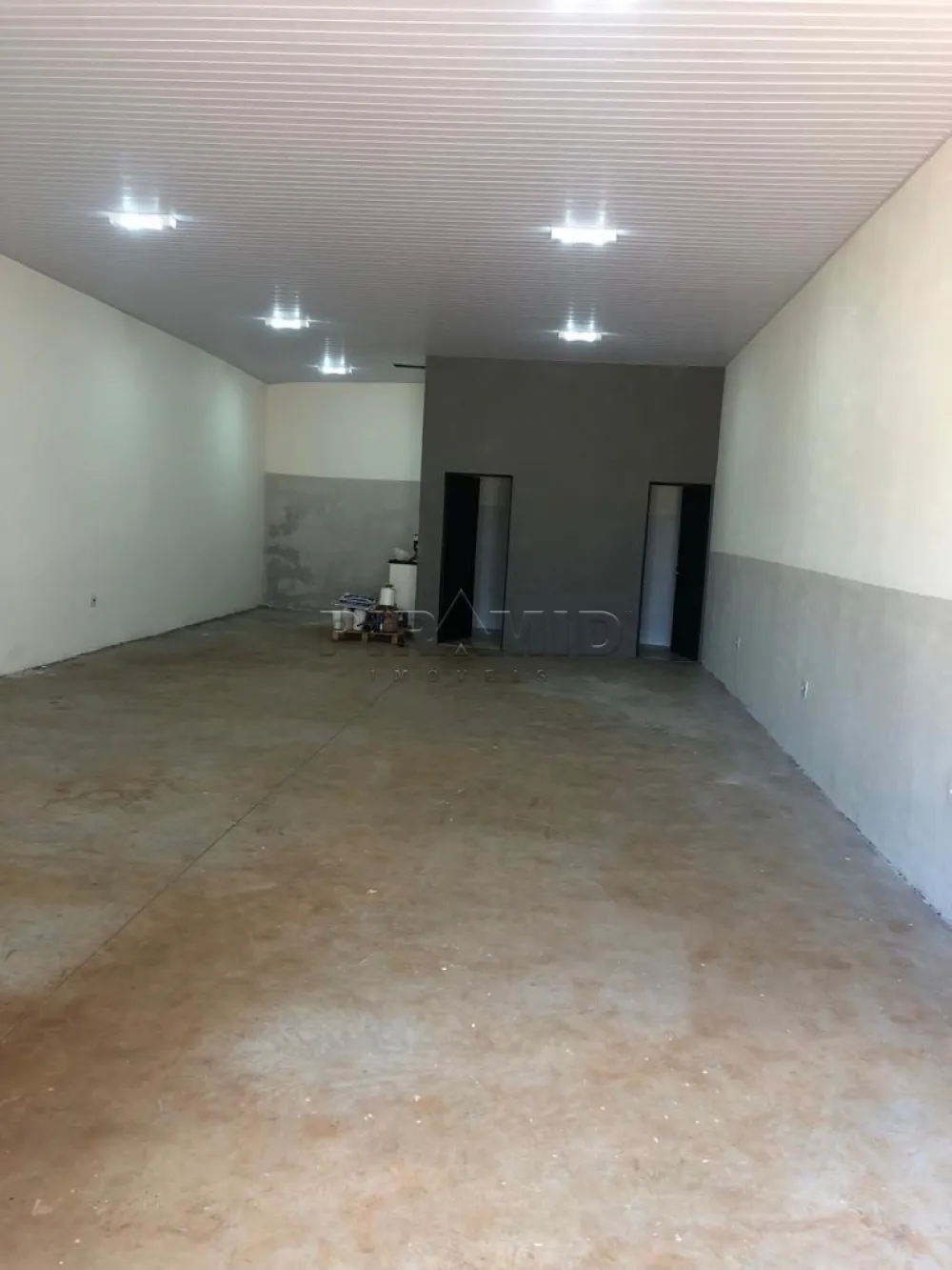 Alugar Comercial / Sal&atilde;o em Ribeir&atilde;o Preto R$ 1.300,00 - Foto 2