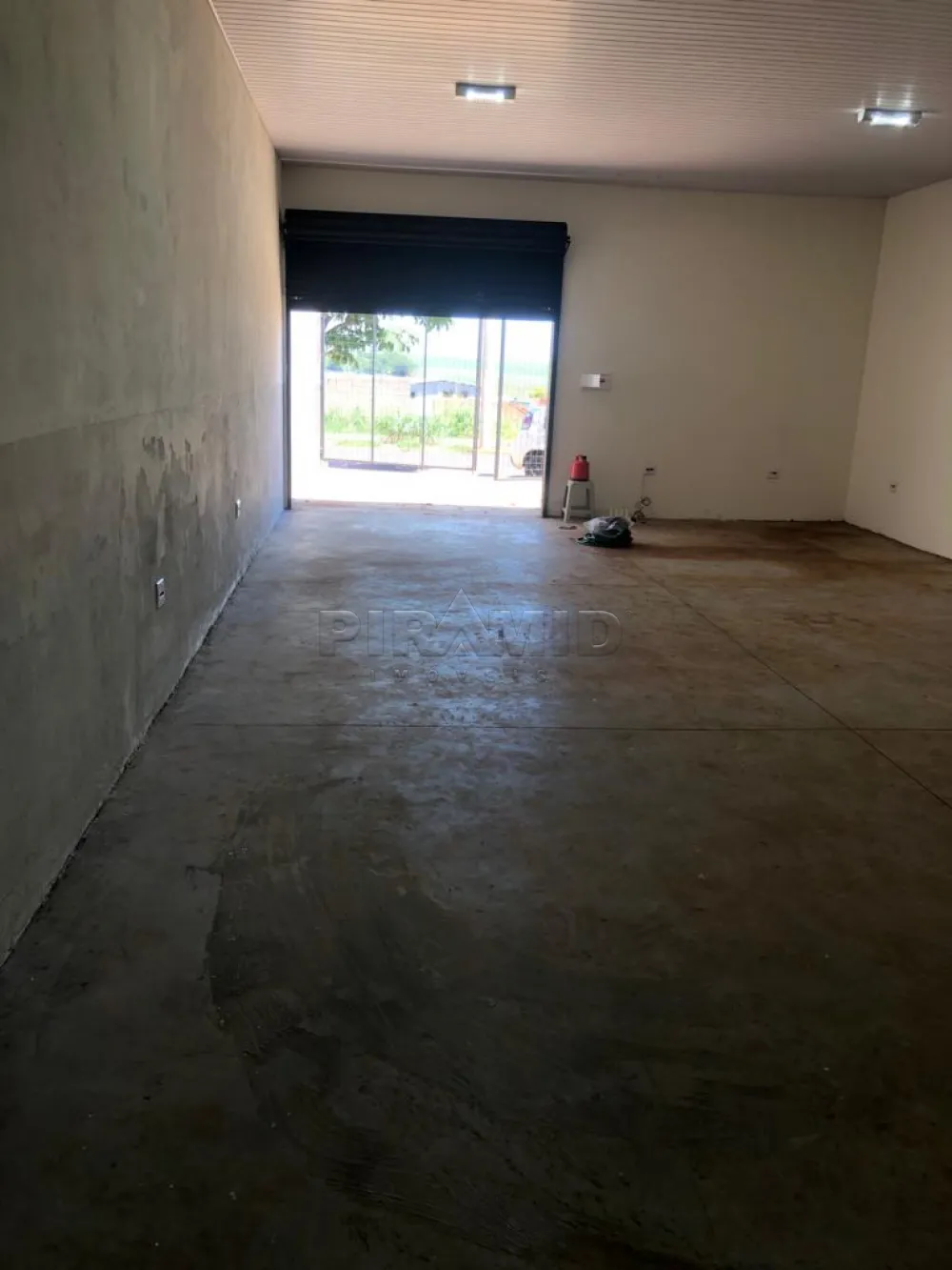 Alugar Comercial / Sal&atilde;o em Ribeir&atilde;o Preto R$ 1.300,00 - Foto 3