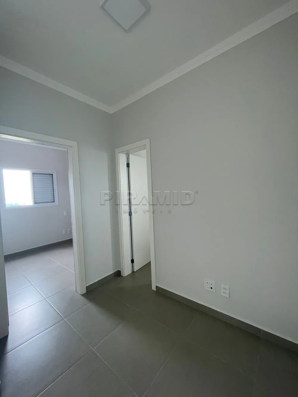 Alugar Apartamento / Padr&atilde;o em Ribeir&atilde;o Preto R$ 1.900,00 - Foto 10