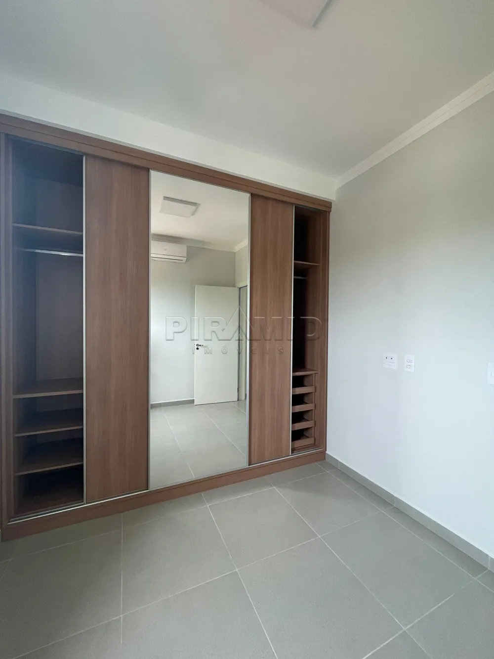 Alugar Apartamento / Padr&atilde;o em Ribeir&atilde;o Preto R$ 1.900,00 - Foto 14