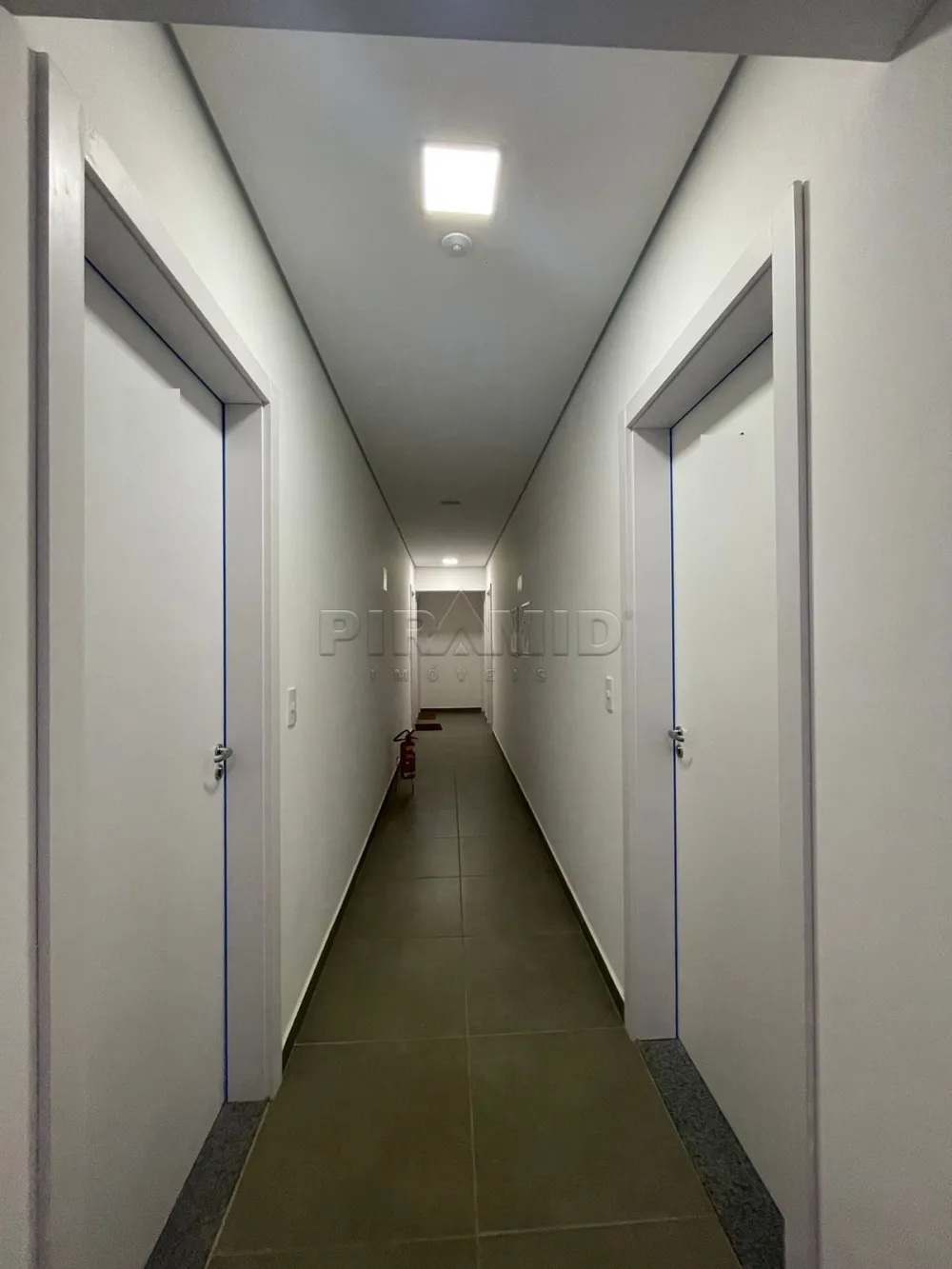 Alugar Apartamento / Padr&atilde;o em Ribeir&atilde;o Preto R$ 1.900,00 - Foto 20