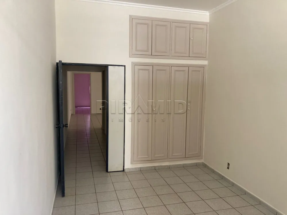 Alugar Casa / Padr&atilde;o em Ribeir&atilde;o Preto R$ 3.000,00 - Foto 6