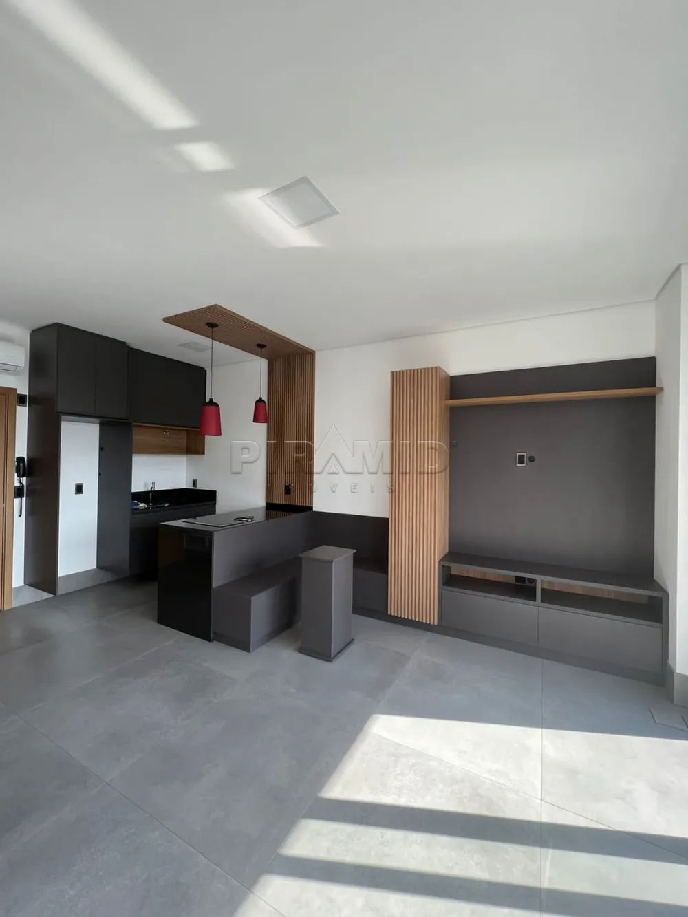 Alugar Apartamento / Padr&atilde;o em Ribeir&atilde;o Preto R$ 3.200,00 - Foto 3