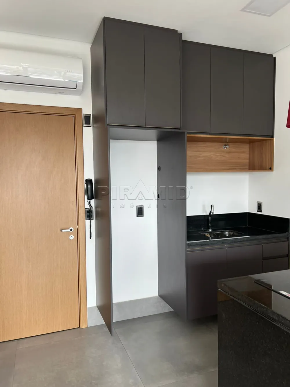 Alugar Apartamento / Padr&atilde;o em Ribeir&atilde;o Preto R$ 3.200,00 - Foto 14