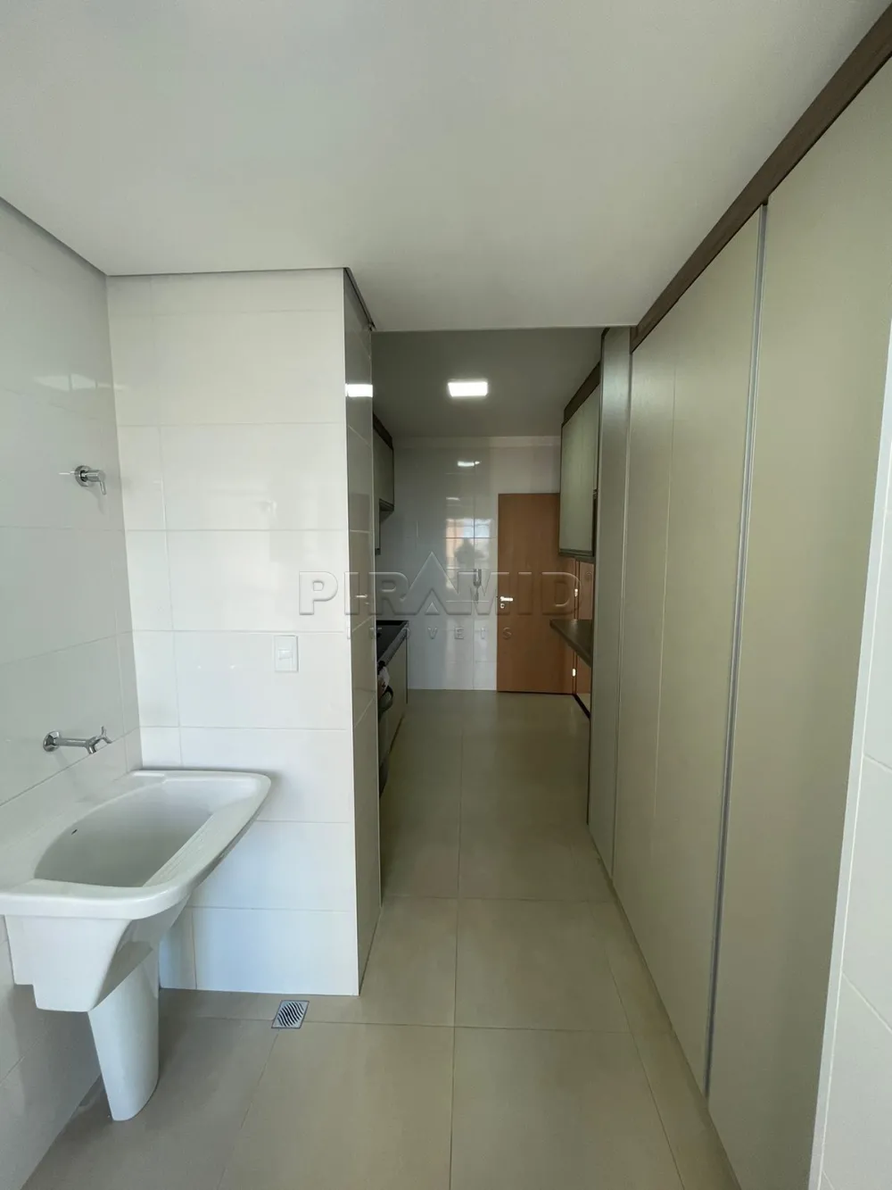 Alugar Apartamento / Padr&atilde;o em Ribeir&atilde;o Preto R$ 3.960,00 - Foto 43