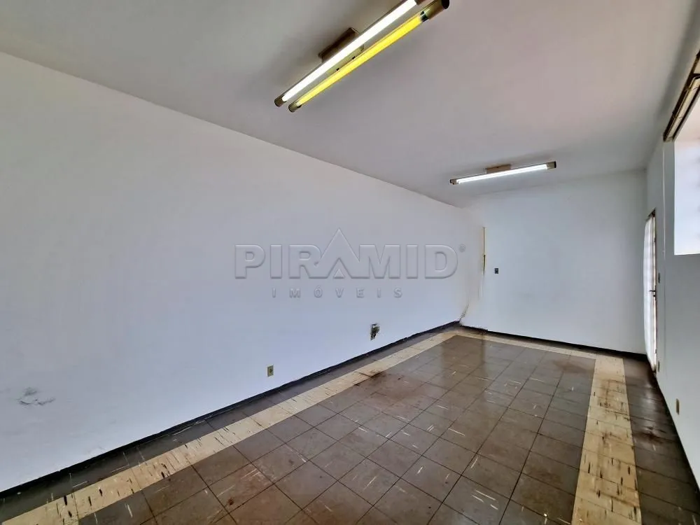 Alugar Casa / Padr&atilde;o em Ribeir&atilde;o Preto R$ 3.000,00 - Foto 4
