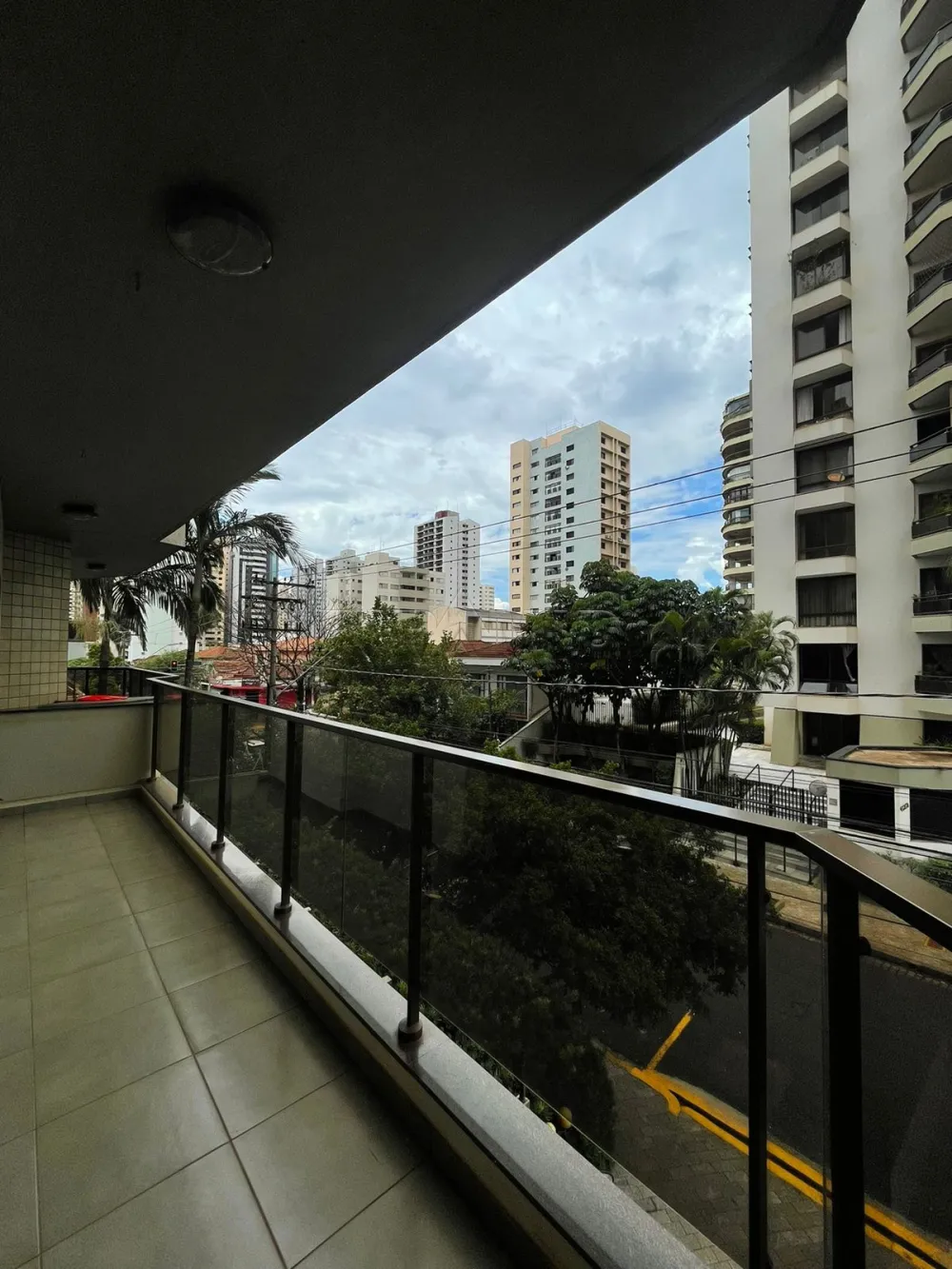 Alugar Apartamento / Padr&atilde;o em Ribeir&atilde;o Preto R$ 1.700,00 - Foto 6