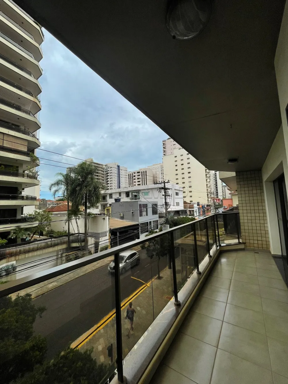 Alugar Apartamento / Padr&atilde;o em Ribeir&atilde;o Preto R$ 1.700,00 - Foto 7