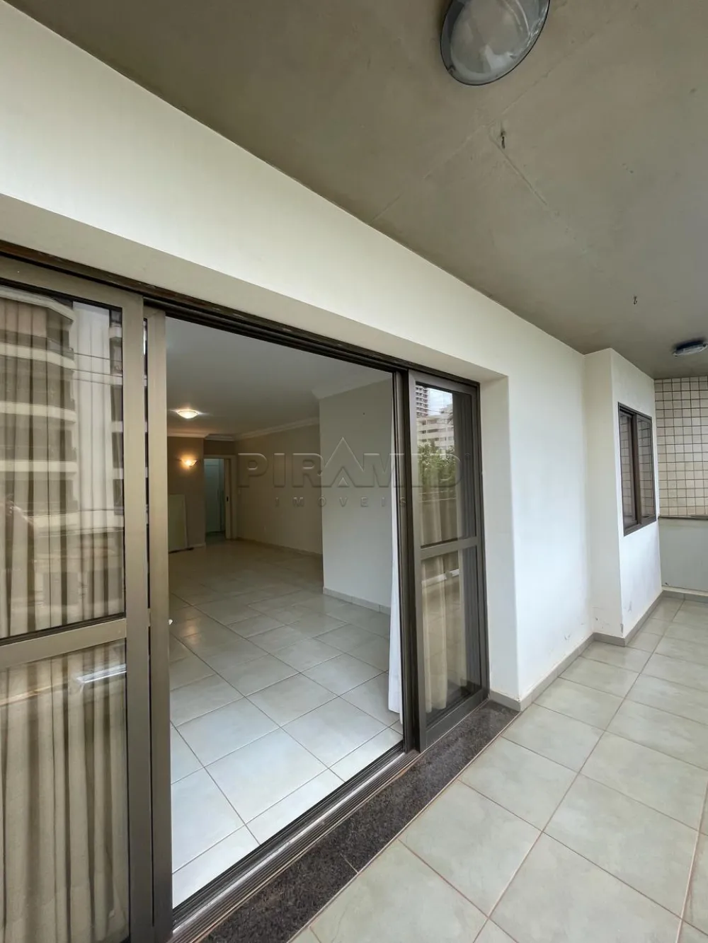 Alugar Apartamento / Padr&atilde;o em Ribeir&atilde;o Preto R$ 1.700,00 - Foto 9