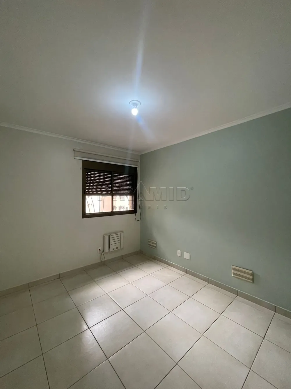 Alugar Apartamento / Padr&atilde;o em Ribeir&atilde;o Preto R$ 1.700,00 - Foto 23