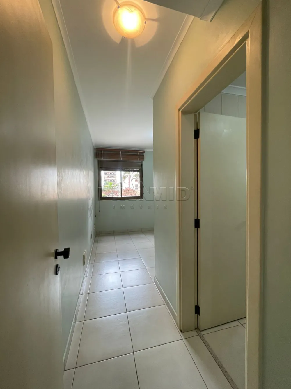 Alugar Apartamento / Padr&atilde;o em Ribeir&atilde;o Preto R$ 1.700,00 - Foto 27